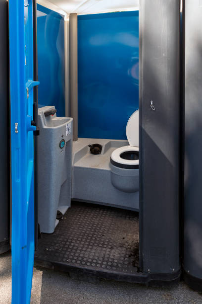 Best Portable restroom solutions  in Manorhaven, NY