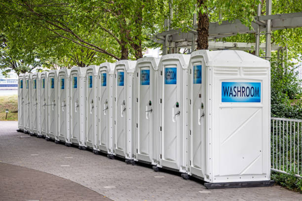 Best Portable bathroom rental  in Manorhaven, NY